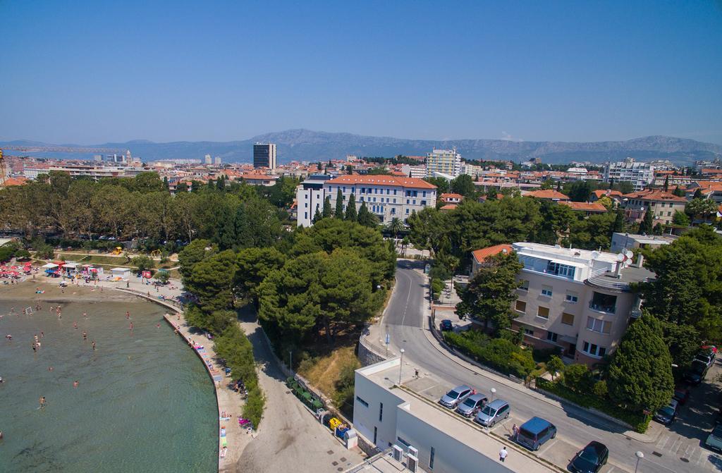 Apartments Sand Beach Split Exterior photo